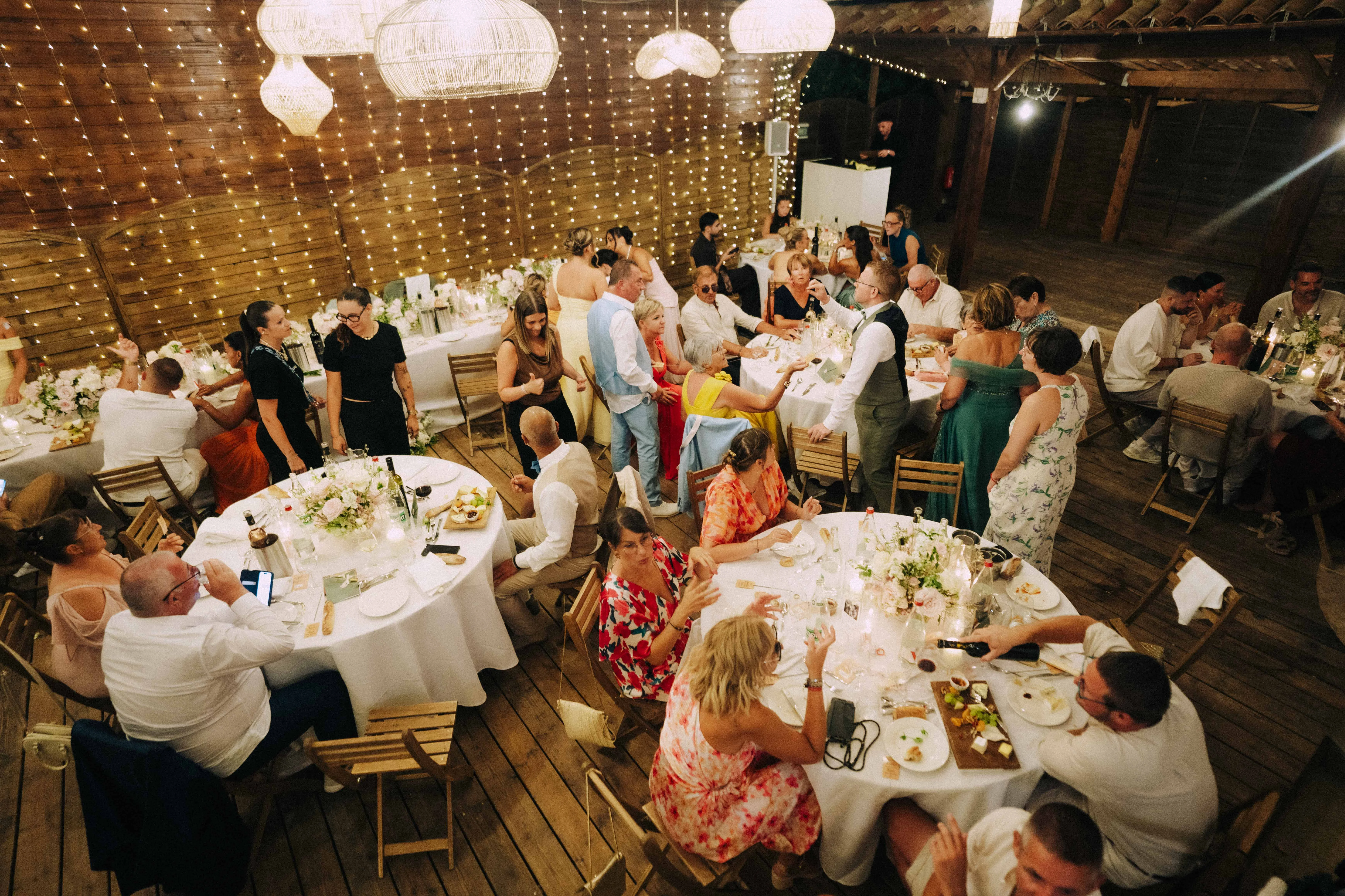 Vue de la réception du mariage de Nicolas et Lionel au Domaine Amourella